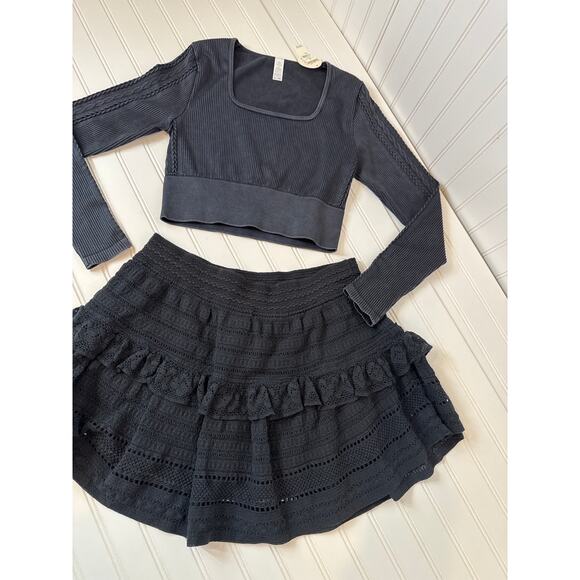 NWT Aerie Seamless Cable Square Neck Tee Shirt & Ruffle Mini Skirt Bundle Size L - Picture 2 of 10